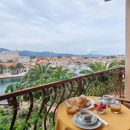 Gostinjska kuća And By The Sea